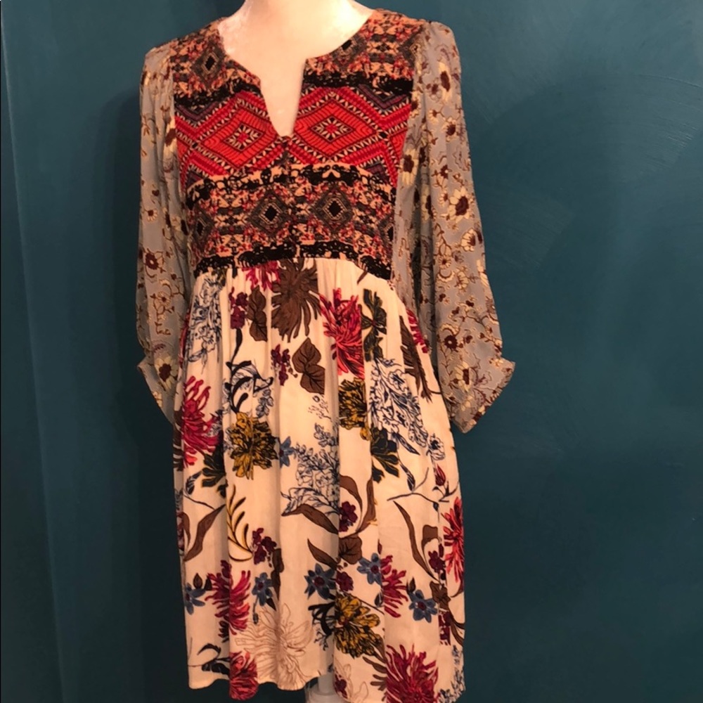 Umgee multicolored dress. Size medium